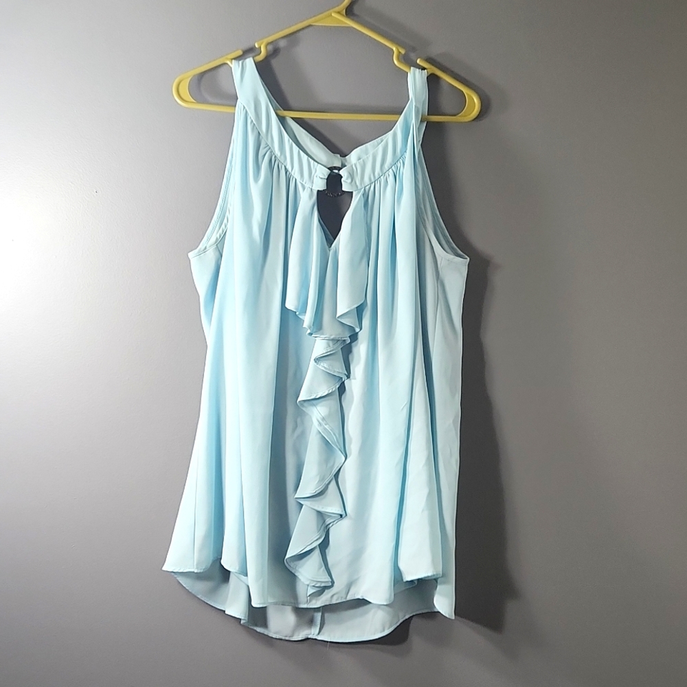 Womens sleeveless top